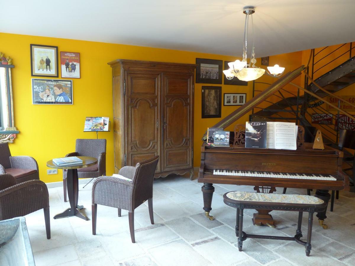 Le Piano Hotel Biesles Kültér fotó